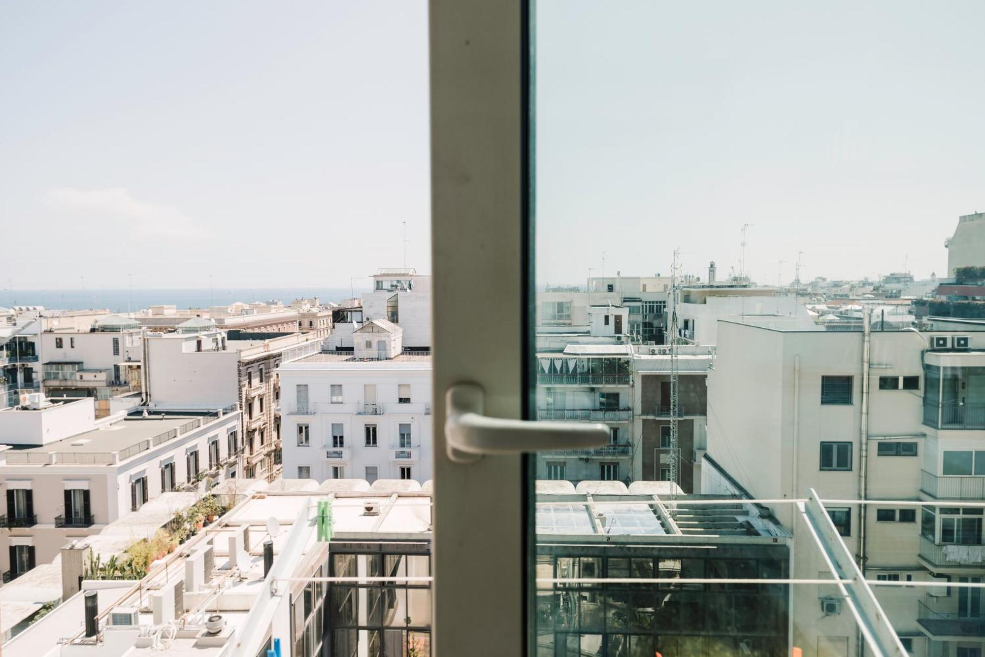 Bari Central Suite - Central Apartment With Sea View - Bari Zewnętrze zdjęcie