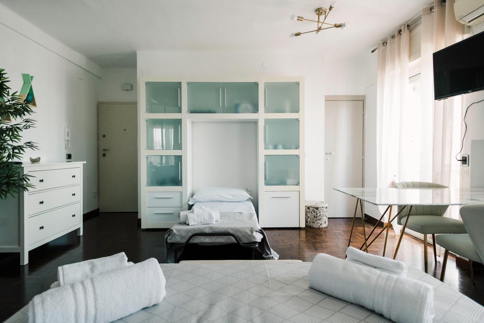 Bari Central Suite - Central Apartment With Sea View - Bari Zewnętrze zdjęcie